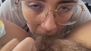 zoemelissa Lesbian sucking a sweet hairy bush