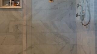 SluttySarah Voyeur Shower