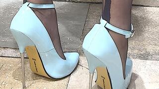 Piss and Paint on 16cm Heels MOV