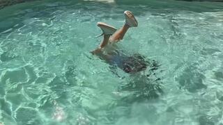 Nathalias Flailing Feet Fall-in 1080p