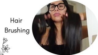 My hair long I comb it and smell the scent if the clean hair