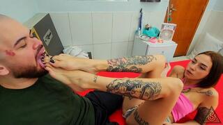 (Part 2) Areta Shoving Her Feet Down His Throat