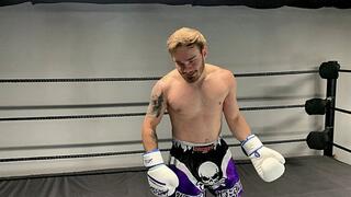 SMFC-01 Tornado POV Boxing and some kicks Kickboxing (wmv format)