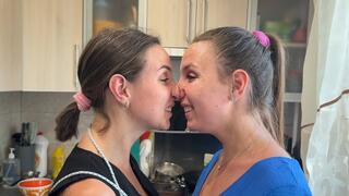 Twin Kiss Clash: Nose Smash POV