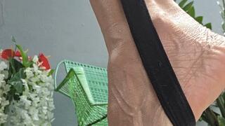 Milah Extreme Close up of her sublime Highly Arched Feet