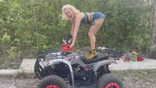 Hot N Wild Steamy Lesbian Lapdance on the ATV