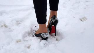 Louboutin walking on snow, high heels slipping on ice, high heels on snow