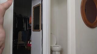 Naked Elle Pee and Noseblowing