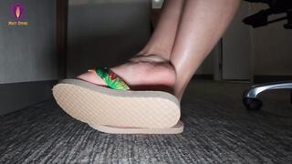 Dangle, Wiggle, Ignore — That’s All You Get