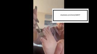 Dancer Noelle Itches feet out shoes