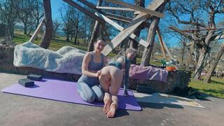 JOI Stretching in Yogaleggings mit Anuskatzz (Deutsch) (MOV)