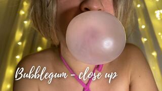 bubblegum bubbles - close up