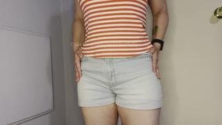 DESPERATE Pee Accident in Jean Shorts!