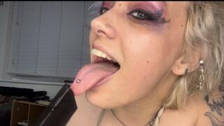 VACUUMING MY TONGUE!