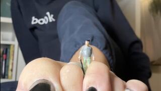 giantess interview and demonstration with feet role play