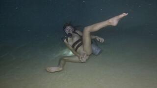 Night Time Scuba Masterbation with Nathalia