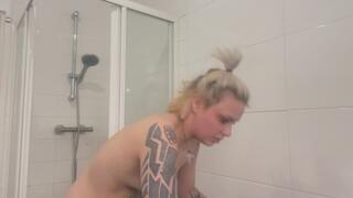 bleaching my hair and eyebrows