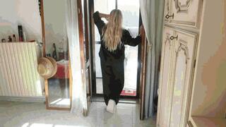 In slippers in the garden AVI (1920x1080) FHD