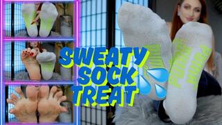 Sweaty Sock Treat For Foot Sluts (4K)