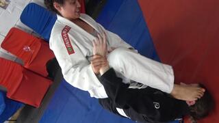 Axel vs Saskia Sharman Gi Feet