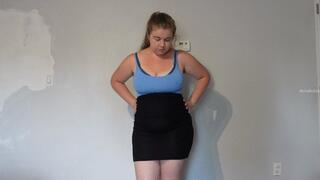 Fat Girl Threatens to Eat You