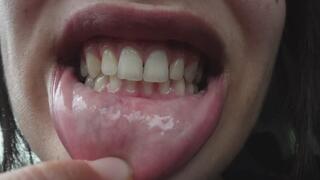 I have hiccups in the car and I play with my tongue and teeth and make faces in 4k