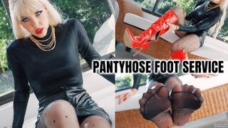 Goddess Kim's Villa slave: Pantyhose Foot Service (4K)