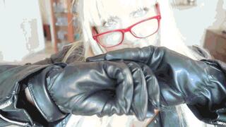Do you want to sit on my lap? 13 WMV (1920x1080)