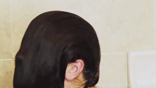 Hair and Nose Fetish MILF in Extreme Nose Pinch