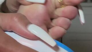 Dry Soles Foot Scrub