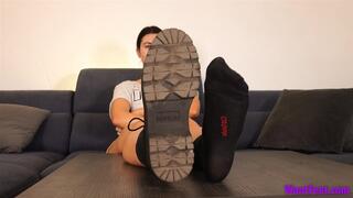 Elliott Big Boots - Shoe Fetish -HD MP4