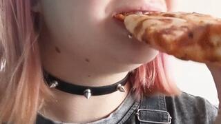 chewing every bite of pizza