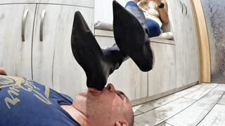 His Face Beneath the Boot – Pleasure Without Mercy