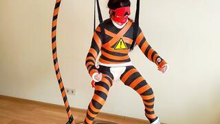 Dangerous! Experiments with a body cast patient