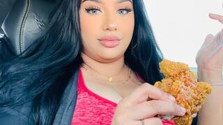 BBW BABE FRIED CHICKEN STUFFING