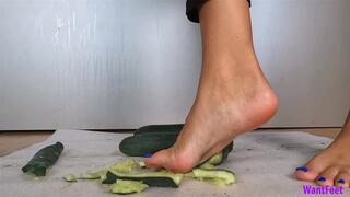 Ivanka Cucumber Crushing - 4K MP4