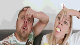 Two hungry pigs AVI