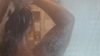 Long, thick, wet hair gets clean