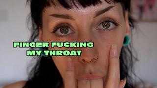 GOTH GIRL FINGER FUCKS THROAT