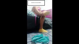 Brig_Sexi_Hot Itching socked feet while passing gas