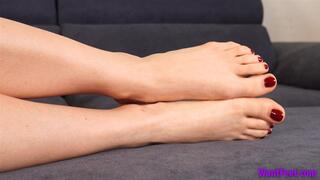 Keira Toe Fetish - Wiggling - HD MP4
