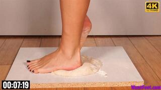 Milan Pizza Dough Squeeze - 4K MP4