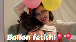 playing with my LED balloon