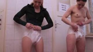 diaper girls in the gym - mp4 1080p