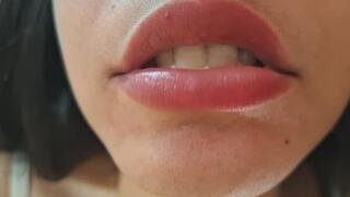 "Sticky, Juicy & Loud – Chewing Just for You"