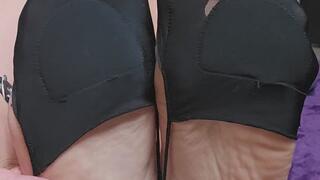 My brother's friend sneaks into my room to check out my toe panties