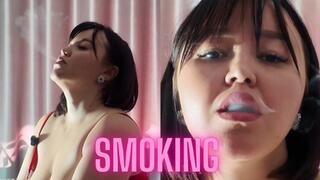 Smoking bbw