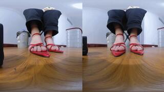 3DVR180 YUANYUAN Red High Heels Queen