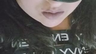 Belly play blindfold