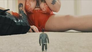 Vacation Checklist: Worship and Clean Giantess' Feet